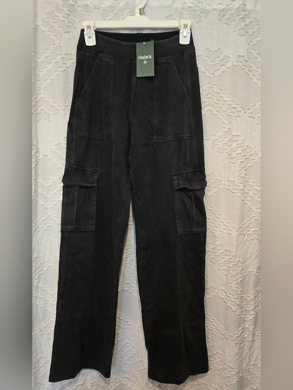 Halara Women’s Black Cargo Pants